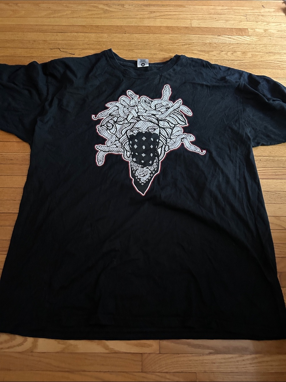 Crooks & castles Bandana Medusa Tee - Men's Casual Shirt